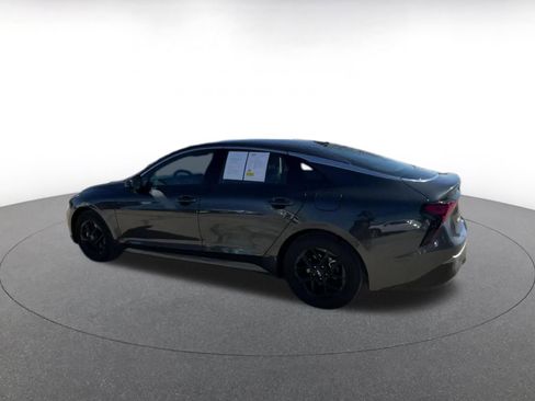 Used 2025 Kia K5 LXS image 10