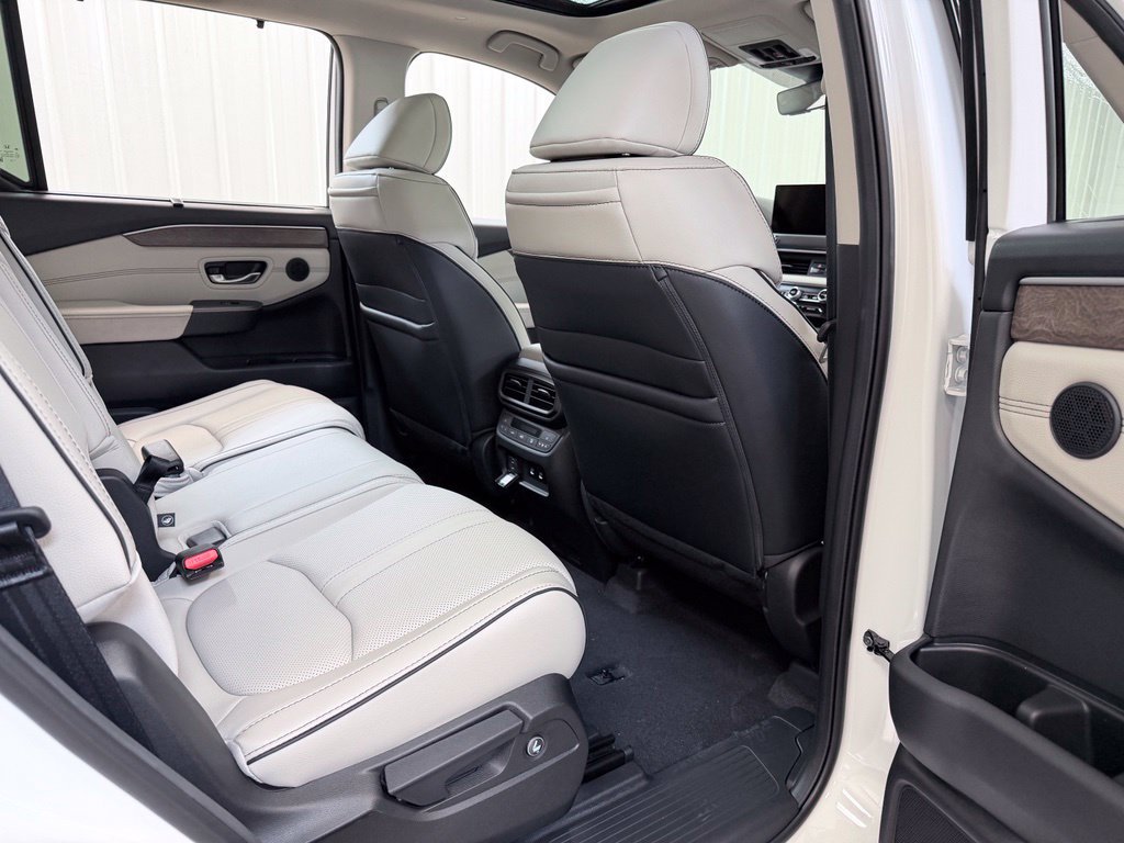 New 2026 Honda Pilot Elite image 40