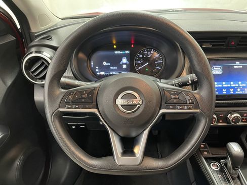 Used 2023 Nissan Kicks SV image 22