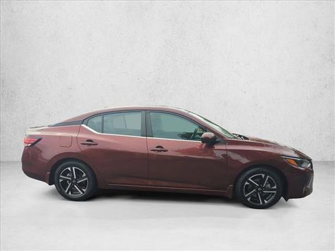 Used 2024 Nissan Sentra SV image 4
