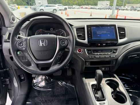 Used 2016 Honda Pilot EX-L image 11