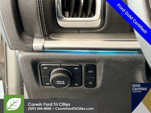 Used 2025 Ford Expedition Max Platinum image 21