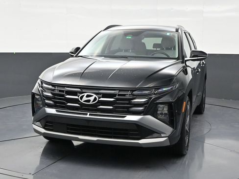Used 2025 Hyundai Tucson SEL FWD image 8