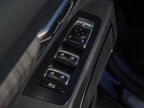 Certified 2024 Kia Telluride SX w/ Towing Package image 25