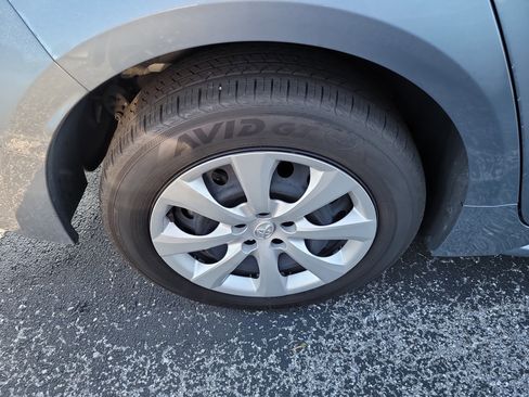 Used 2025 Toyota Corolla LE image 8