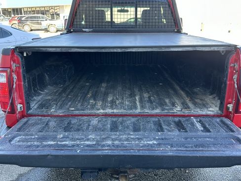 Used 2011 Ford F250 Lariat image 16