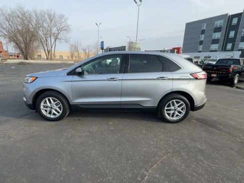 Used 2022 Ford Edge SEL image 5