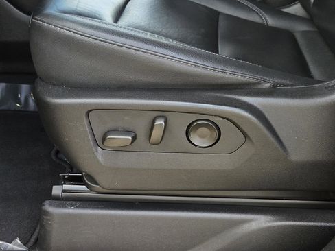 Used 2024 Chevrolet Tahoe LT RWD image 29