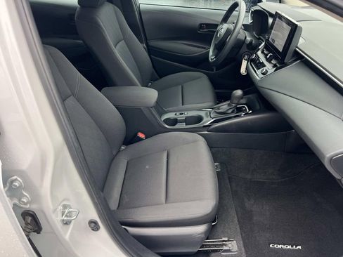 Used 2023 Toyota Corolla LE image 13
