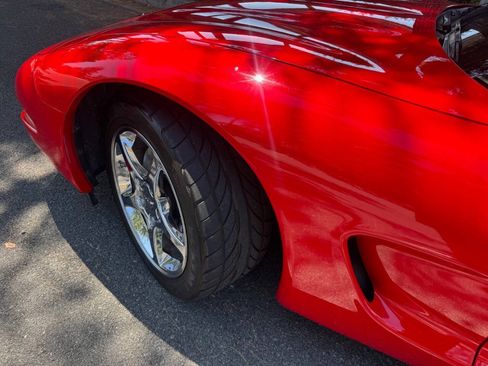 Used 2002 Chevrolet Corvette Convertible w/ Preferred Equipment Group2 RWD image 6