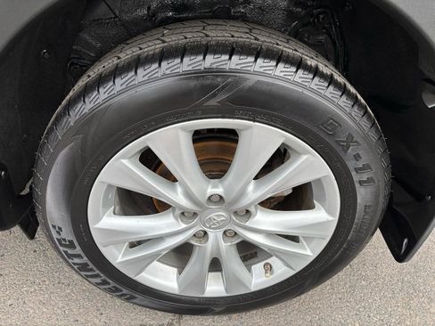 Used 2013 Toyota RAV4 Limited image 9