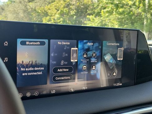 New 2026 Nissan Armada SV image 32