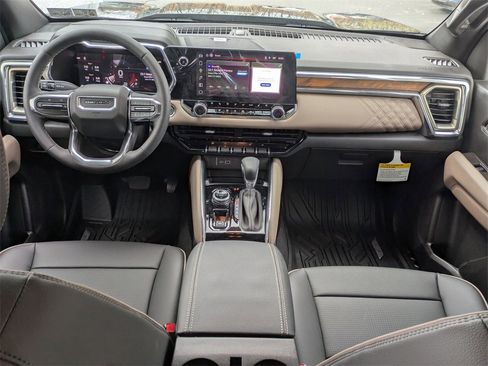 New 2026 GMC Canyon Denali image 10