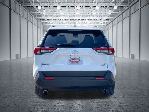Certified 2025 Toyota RAV4 XLE AWD/4WD image 9