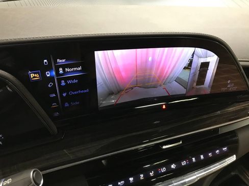 Used 2022 Cadillac Escalade Sport w/ Touring Package AWD/4WD image 17