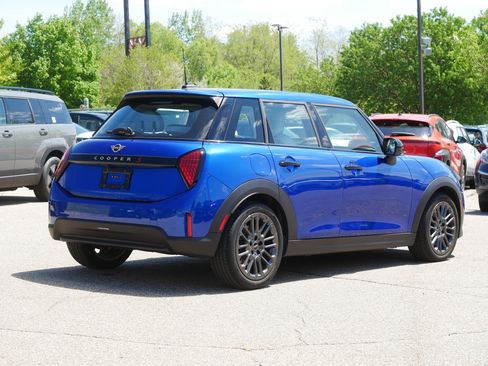 Used 2025 MINI Cooper S FWD image 6