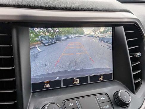 Used 2021 GMC Acadia AT4 w/ Trailering Package AWD/4WD image 25