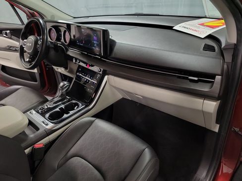 Used 2022 Kia Carnival SX FWD image 27