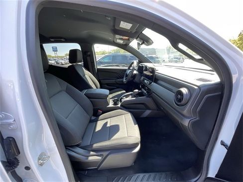 Used 2024 Chevrolet Colorado W/T w/ WT Convenience Package II image 28