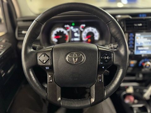 Used 2024 Toyota 4Runner TRD Off-Road Premium image 5