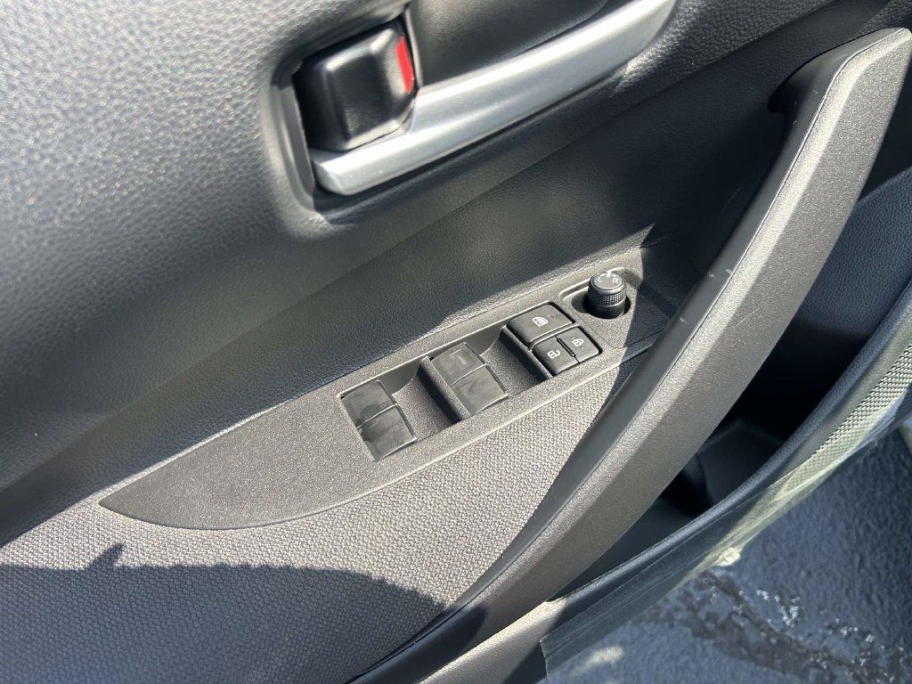 New 2027 Toyota Corolla SE FWD image 17