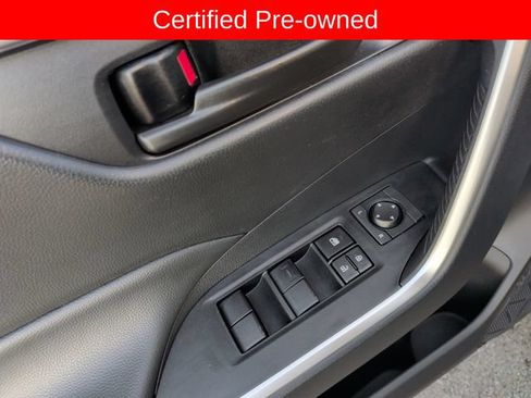 Certified 2025 Toyota RAV4 LE AWD/4WD image 10