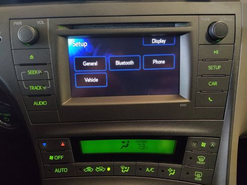 Used 2015 Toyota Prius Four image 25