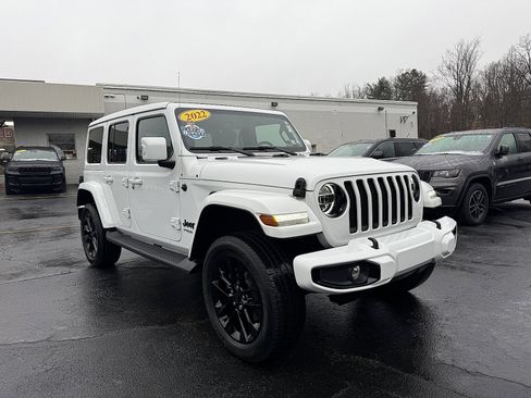 Certified 2022 Jeep Wrangler Unlimited Sahara image 25