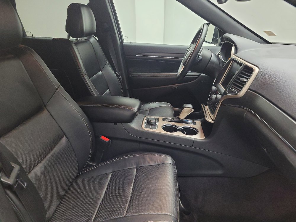 Used 2017 Jeep Grand Cherokee Limited w/ Luxury Group II AWD/4WD image 21