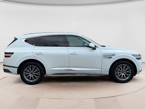 Used 2025 Genesis GV80 2.5T Standard AWD/4WD image 6