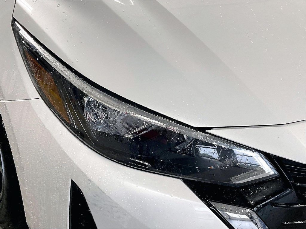 Certified 2024 Nissan Sentra SV w/ All-Weather Package FWD image 32