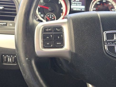 Used 2017 Dodge Grand Caravan GT FWD image 27