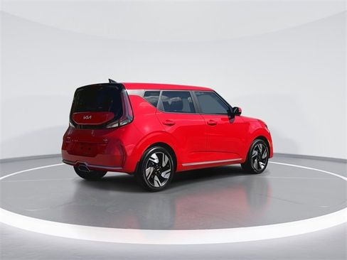 Used 2025 Kia Soul GT-Line image 8
