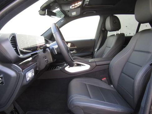 Used 2025 Mercedes-Benz GLE 350 4MATIC image 9
