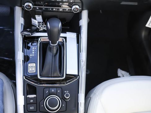 New 2025 MAZDA CX-5 AWD 2.5 S w/ Premium Plus Pkg image 30