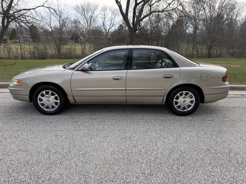 Used 2001 Buick Regal LS image 2