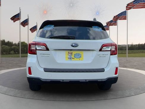 Used 2017 Subaru Outback 2.5i Limited image 6
