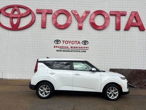 Used 2020 Kia Soul S image 4