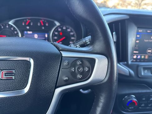 Used 2021 GMC Terrain SLE w/ Driver Convenience Package image 31