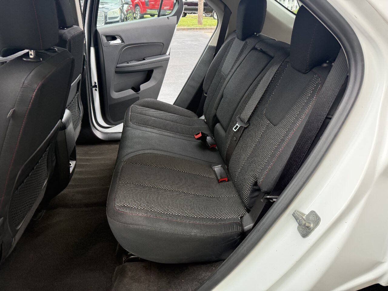 Used 2016 Chevrolet Equinox LS AWD/4WD image 10