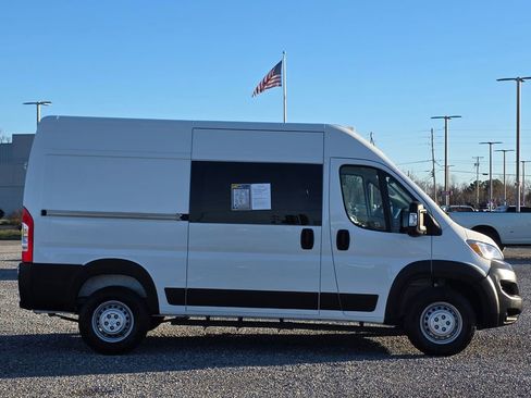 Used 2024 RAM ProMaster 1500 image 5