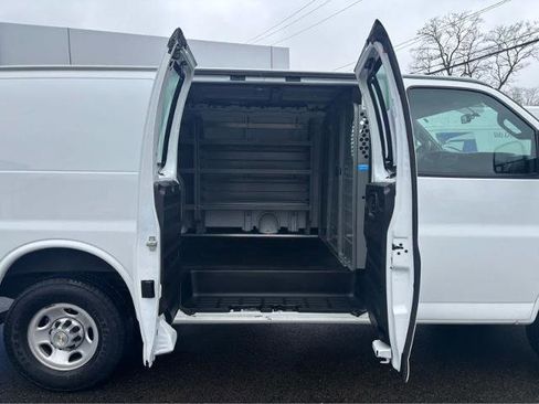 Used 2022 Chevrolet Express 2500 w/ Driver Convenience Package RWD image 14