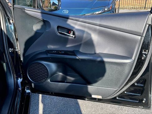 Used 2021 Toyota Prius XLE w/ Advanced Technology Package image 21