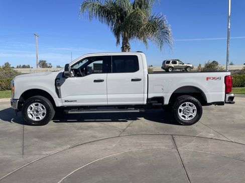 New 2026 Ford F250 XLT w/ FX4 Off-Road Package image 2