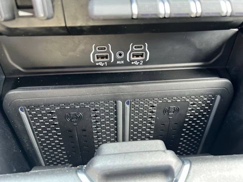 Used 2025 RAM 2500 Laramie w/ Sport Appearance Package AWD/4WD image 10