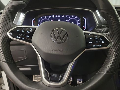 Used 2024 Volkswagen Tiguan SEL R-Line AWD/4WD image 18