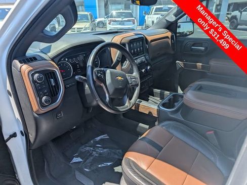 Used 2020 Chevrolet Silverado 1500 High Country w/ Technology Package AWD/4WD image 14