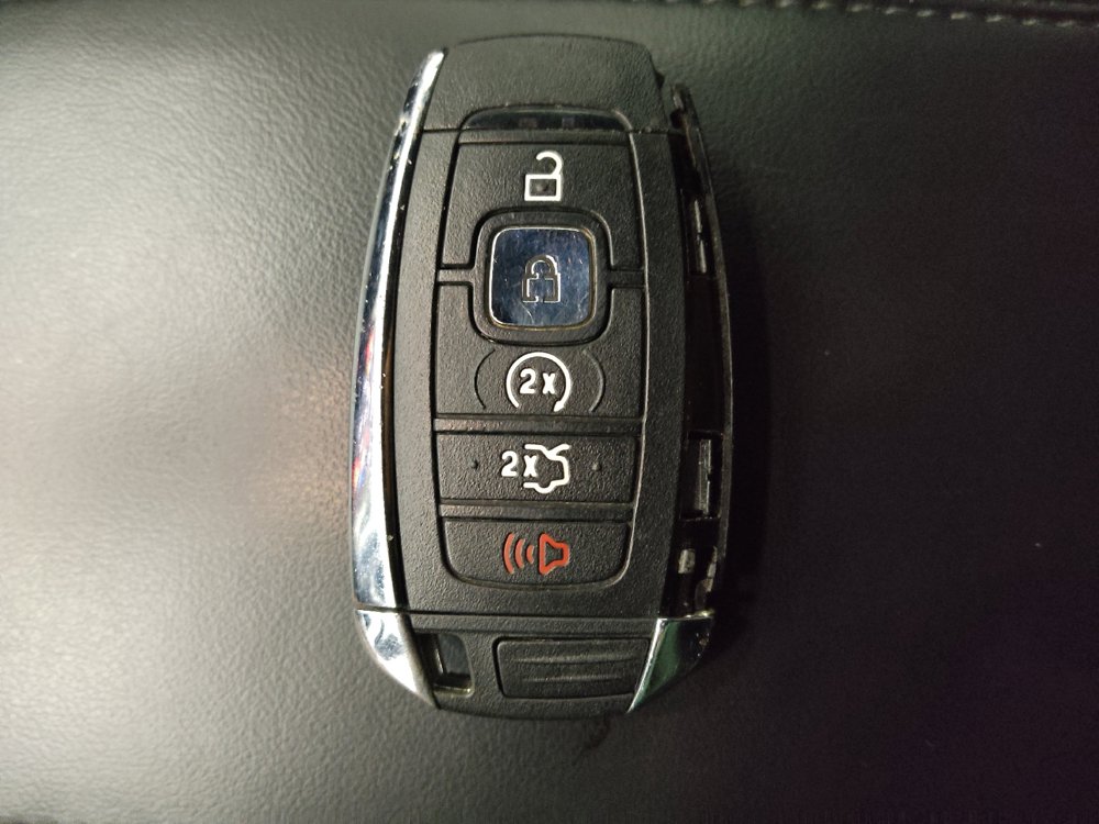 Used 2017 Lincoln MKC Select w/ Select Plus Package FWD image 32