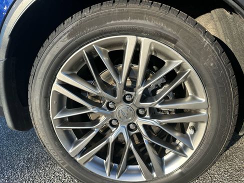 Used 2023 Acura MDX SH-AWD w/ Advance Package image 14