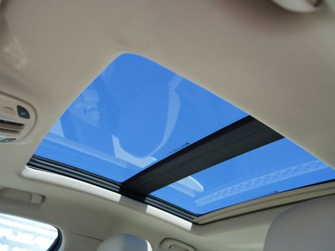 Used 2016 Buick LaCrosse Leather w/ Experience Buick Package image 15